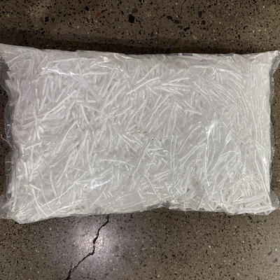PP 매크로 합성 섬유 트위스트 51mm 피소 산업 바닥을위한 흰색