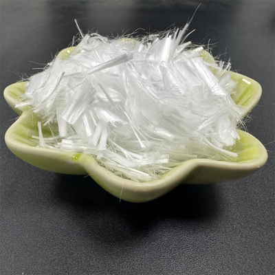 산업 작업장, 창고 및 주차장의 표면에 균열 저항을 높이기 위해 흰색 PP 섬유 단 섬유